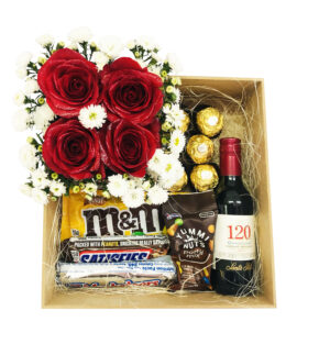 #23A - Arreglo de Rosas en Caja de Madera con vino y chocolates